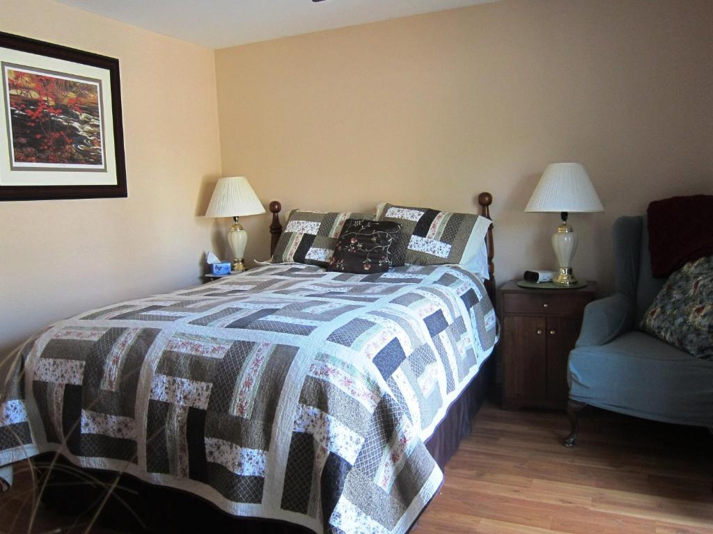 Twin Pines Bed And Breakfast Peterborough Buitenkant foto
