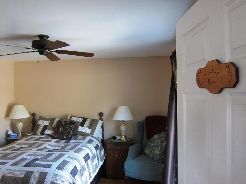 Twin Pines Bed And Breakfast Peterborough Buitenkant foto