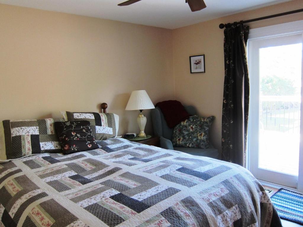 Twin Pines Bed And Breakfast Peterborough Buitenkant foto