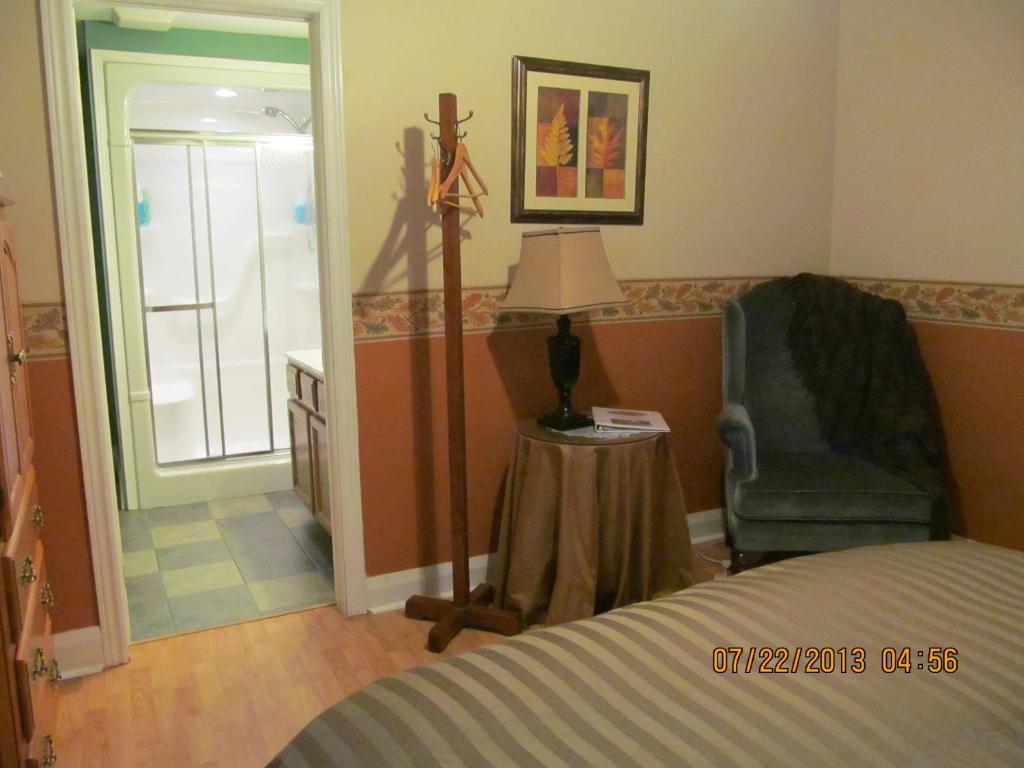 Twin Pines Bed And Breakfast Peterborough Kamer foto